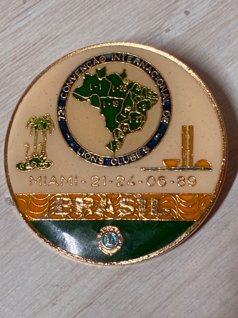 Vintage Lions Club Brazil 1989 Miami 72nd Convention Gold Enamel Trading Pin